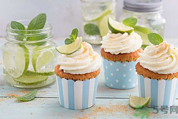 薄荷曬干泡茶有什么好處？薄荷曬干泡水的功效