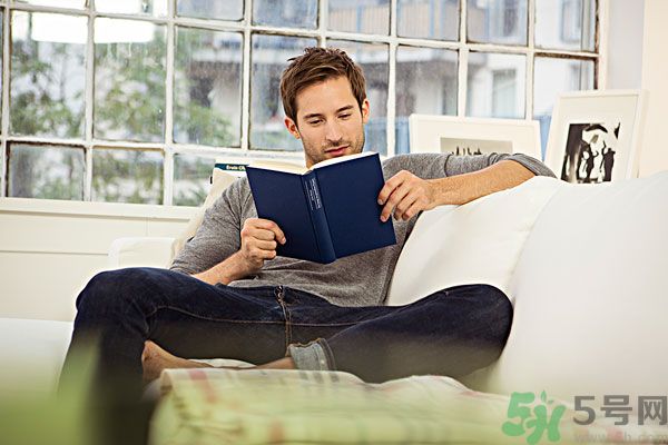 初中生能刮胡子嗎？初中生刮胡子好嗎？