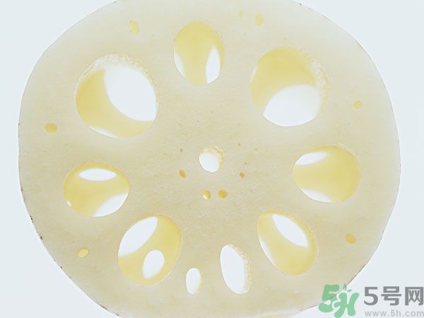 蓮藕里面的泥怎么清理？蓮藕里面的泥巴怎么洗？