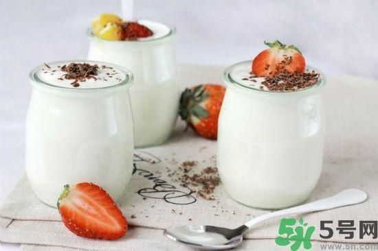 酸奶減肥法有效嗎？酸奶什么時候喝最好？