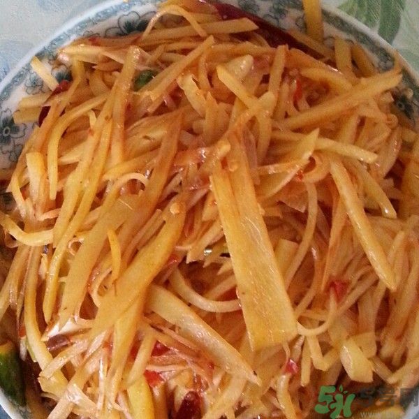 豆瓣醬的做法？豆瓣醬和黃豆醬的區(qū)別？