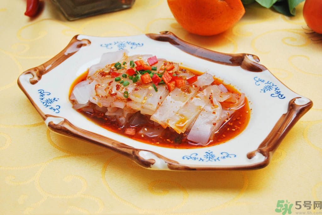 豆瓣醬的做法？豆瓣醬和黃豆醬的區(qū)別？