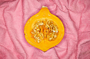 臉上長痘能吃南瓜嗎？臉上長痘吃南瓜好不好？