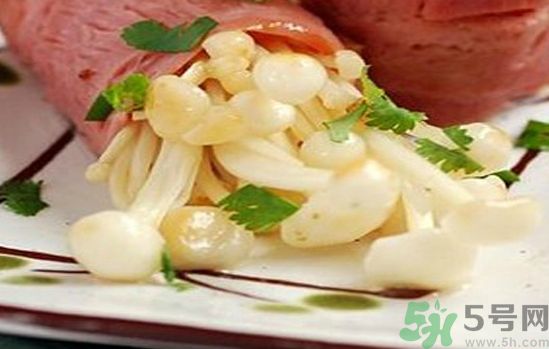 吃金針菇可以喝豆?jié){嗎?金針菇能和豆?jié){一起吃嗎? 吃金針菇可以喝豆?jié){嗎?金針菇能和豆?jié){一起吃嗎?