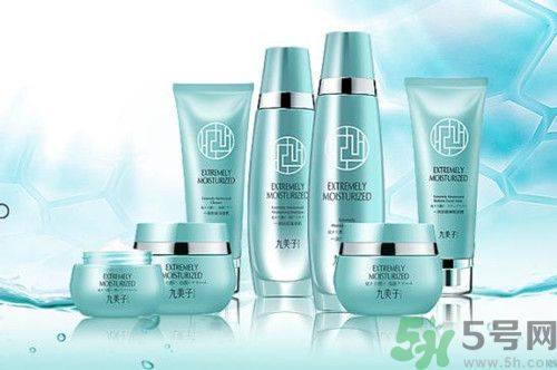 中學生可以用化妝品嗎？中學生用化妝品好嗎？