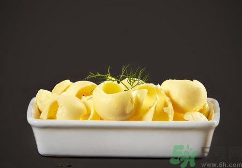 為什么在冷庫里吃黃油?吃黃油抗凍嗎 為什么在冷庫里吃黃油?吃黃油抗凍嗎