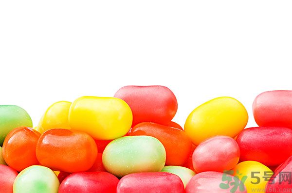 誤吞口香糖怎么辦呢？口香糖吃肚子里了怎么辦？