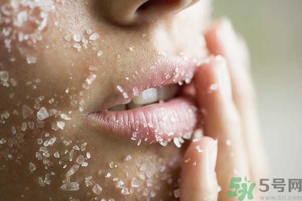 洗澡的時候可以敷面膜嗎？敷面膜和洗澡的順序