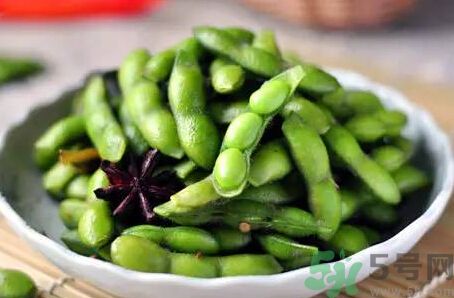 毛豆可以和海帶一起吃嗎?毛豆能和海帶同吃嗎? 毛豆可以和海帶一起吃嗎?毛豆能和海帶同吃嗎?