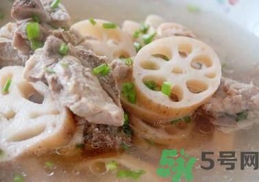 蓮藕排骨湯怎么做不黑?蓮藕排骨湯怎么做才香 蓮藕排骨湯怎么做不黑?蓮藕排骨湯怎么做才香