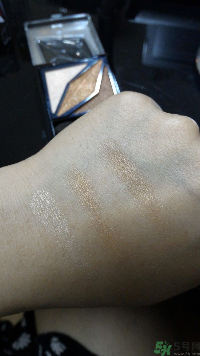 凱婷KATE擴(kuò)型深邃眼影盒怎么樣？好用嗎？