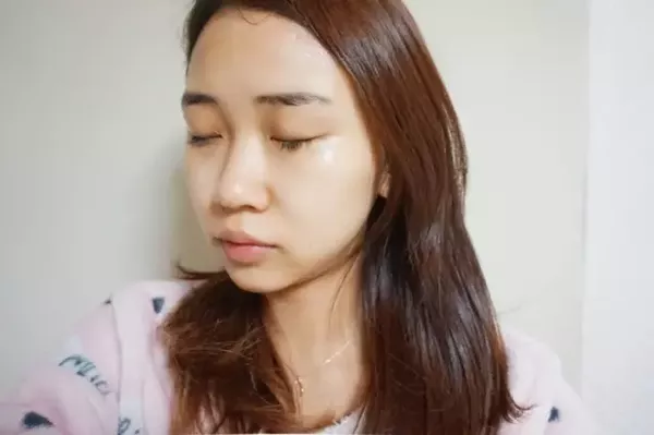 春雨黑盧卡面膜臉正在過敏可以用嗎？臉上過敏能用春雨黑盧卡面膜嗎