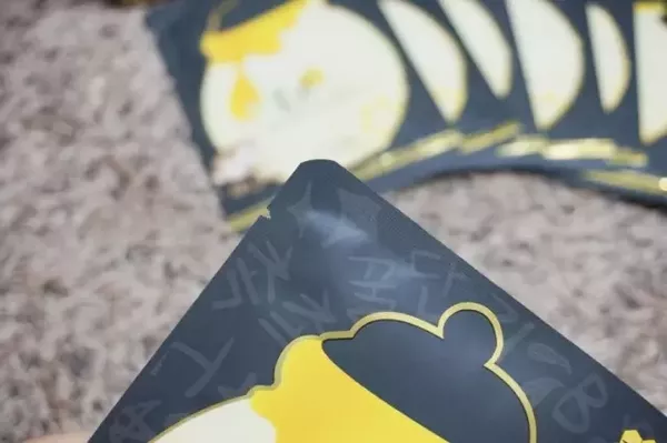 春雨黑盧卡面膜臉正在過敏可以用嗎？臉上過敏能用春雨黑盧卡面膜嗎