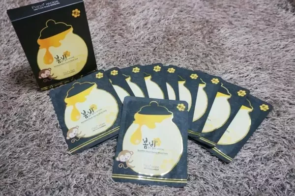 春雨黑盧卡面膜臉正在過敏可以用嗎？臉上過敏能用春雨黑盧卡面膜嗎