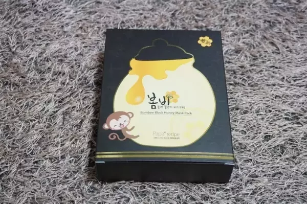 春雨黑盧卡面膜臉正在過(guò)敏可以用嗎？臉上過(guò)敏能用春雨黑盧卡面膜嗎