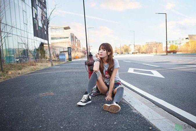 初中女生月經(jīng)不規(guī)律怎么回事？初中生月經(jīng)不準怎么辦？