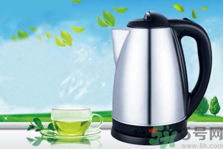 燒水壺水垢怎么去除？怎么去除電熱水壺的水垢？