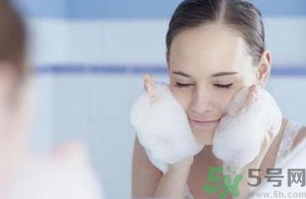 米湯可以洗臉嗎?米湯洗臉有什么好處? 米湯可以洗臉嗎?米湯洗臉有什么好處?