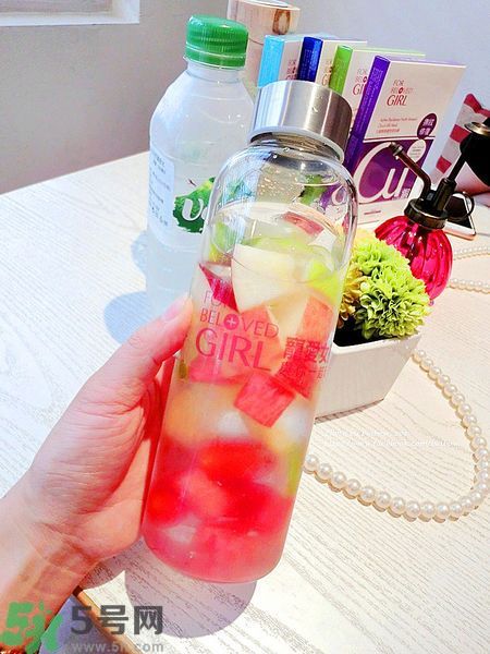 寵愛之名寵愛女孩面膜怎么樣？寵愛女孩礦物云絲面膜好用嗎？