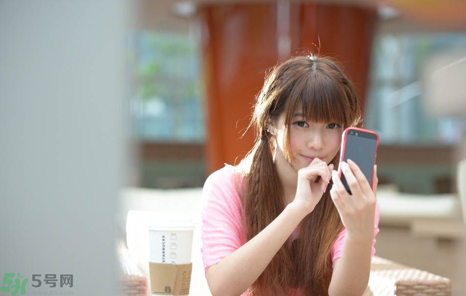 非處女的眼睛和處女的眼睛有什么不一樣？怎么樣辨別女性是不是處女？