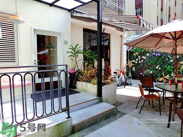 寵愛之名寵愛女孩面膜怎么樣？寵愛女孩礦物云絲面膜好用嗎？