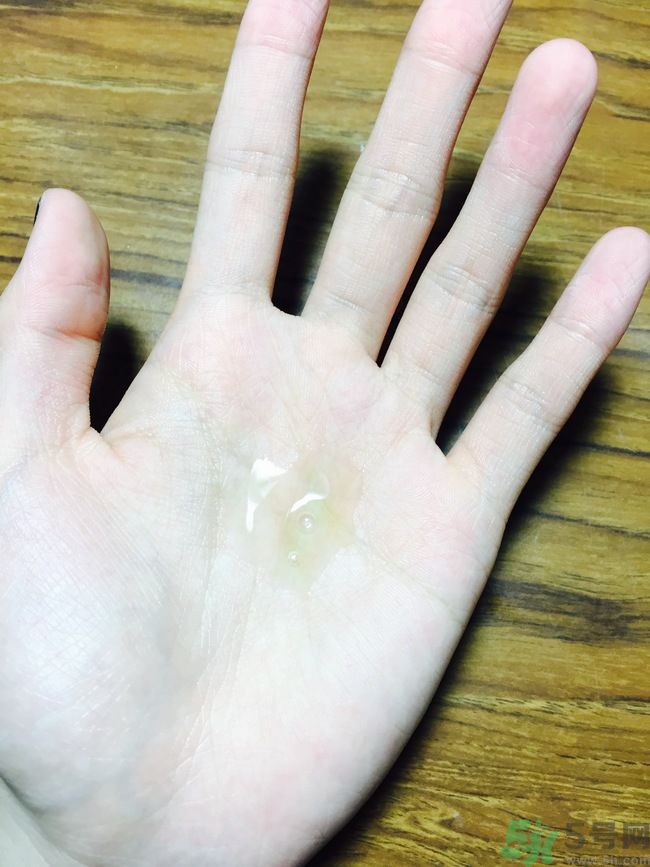 科顏氏藜麥煥膚精華怎么樣？科顏氏藜麥煥膚精華好用嗎