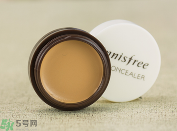 Innisfree悅詩風(fēng)吟ECO唇部遮瑕打底膏真假辨別圖 Innisfree悅詩風(fēng)吟ECO唇部遮瑕打底膏真假辨別圖