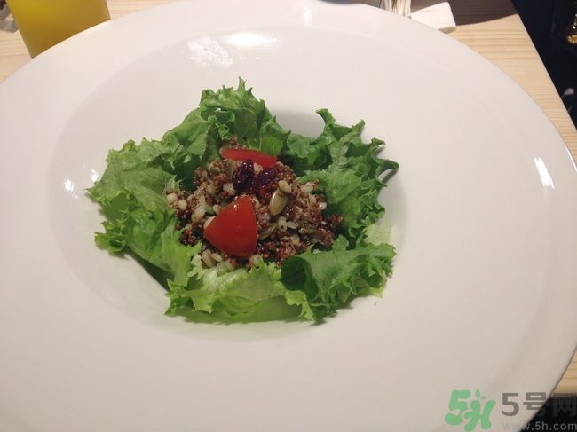 科顏氏藜麥煥膚精華怎么樣？科顏氏藜麥煥膚精華好用嗎