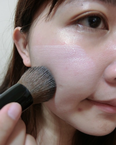 美寶蓮夢幻奇跡控油透潤持妝乳怎么樣？好用嗎？