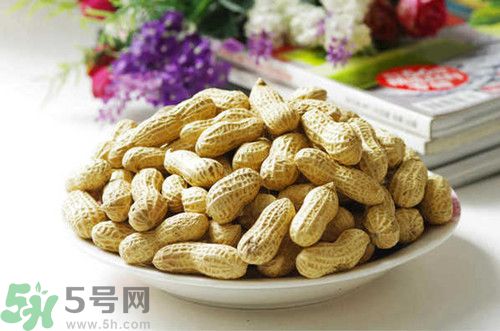 花生可以生吃嗎?花生生吃有什么好處 花生可以生吃嗎?花生生吃有什么好處
