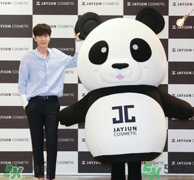 Jayjun水光櫻花面膜真假辨別圖對(duì)比