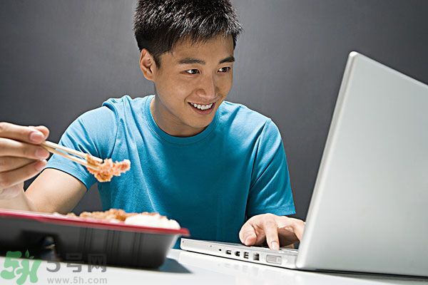 叫外賣吃對身體好嗎？吃外賣的危害與壞處