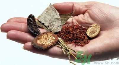 痛風(fēng)可以吃木耳嗎?痛風(fēng)不能吃什么 痛風(fēng)可以吃木耳嗎?痛風(fēng)不能吃什么