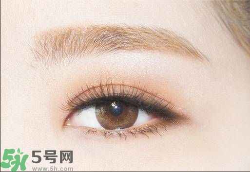 眉筆和眉粉哪個(gè)好用？眉筆和眉粉有什么區(qū)別？