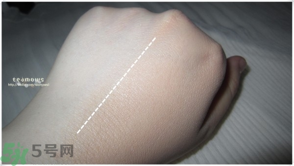 芭比波朗舒盈平衡粉底露怎么用? 芭比波朗舒盈平衡粉底露怎么用?