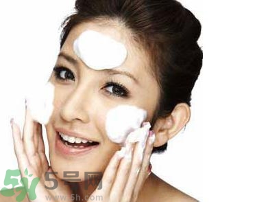 卸妝重要嗎？如何正確的卸妝？