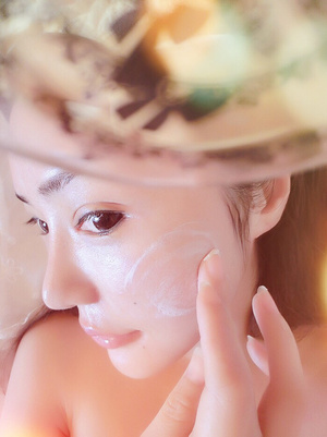 蘭研嫩膚膏效果好不好？蘭研嫩膚膏有激素副作用嗎？