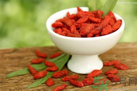 如何控油？如何控油祛痘？