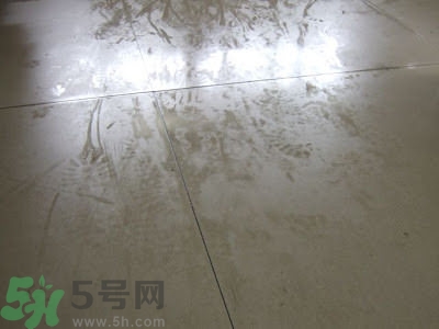 房間潮濕怎么辦？房間潮濕如何解決？