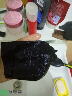 歐尚坊黑面膜怎么樣？歐尚坊黑蒜竹炭蠶絲面膜好用嗎？