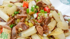 藕帶的營養(yǎng)價(jià)值及食用方法 藕帶的功效與作用 藕帶的營養(yǎng)價(jià)值及食用方法 藕帶的功效與作用