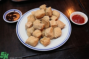 臭豆腐能帶上飛機(jī)嗎？坐飛機(jī)能帶臭豆腐嗎？