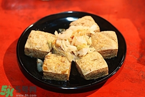 臭豆腐能帶上飛機(jī)嗎？坐飛機(jī)能帶臭豆腐嗎？