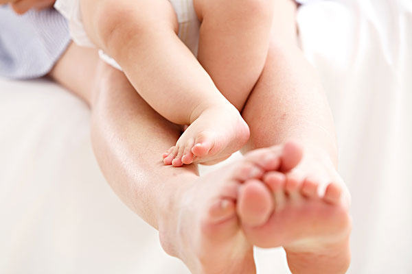 寶寶腳脫皮怎么辦？寶寶腳脫皮如何治療？