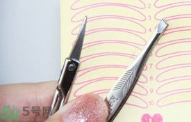 單眼皮怎么變雙眼皮了？單眼皮上面有一條線