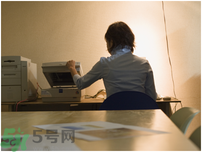 長期熬夜會怎樣?長期熬夜會得什么病 長期熬夜會怎樣?長期熬夜會得什么病