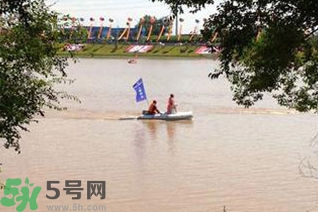 游泳喝到污水了怎么辦？游泳喝到臟水了會(huì)怎樣？