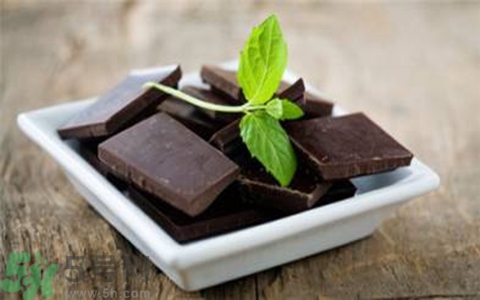 巧克力能放冰箱嗎?巧克力放冰箱冷藏還是冷凍 巧克力能放冰箱嗎?巧克力放冰箱冷藏還是冷凍