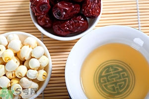 喝蓮子心能減肥嗎？蓮子心泡茶喝能減肥嗎？