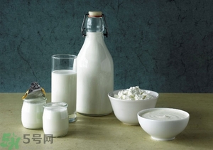 酸奶一天喝多少合適？一天喝多少酸奶最好？